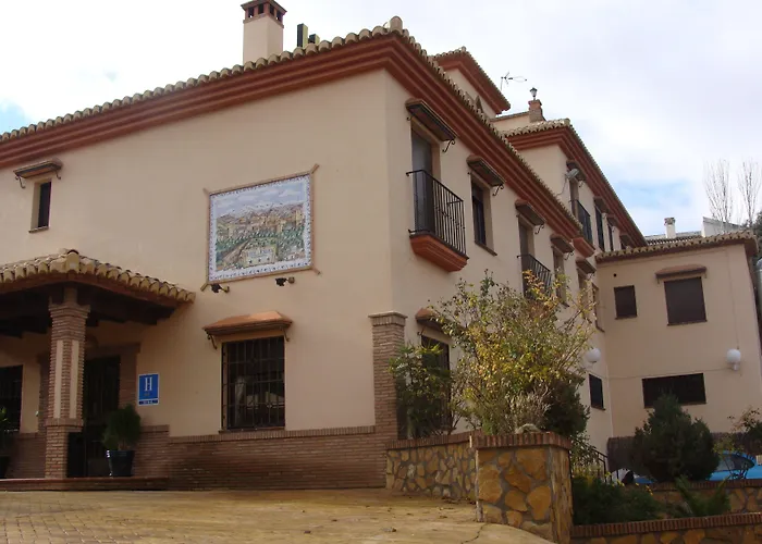 מלון Encina Centenaria מונאצ'יל